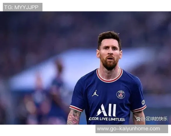 梅西孟买活动获赠印度风格画像与安东内拉共庆浪漫时刻