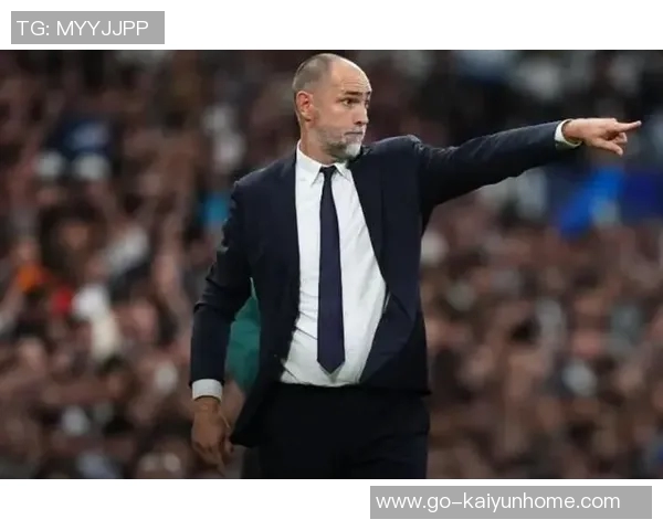 范德法特认为斯科特帕克是热刺新帅最佳人选不支持波切蒂诺回归